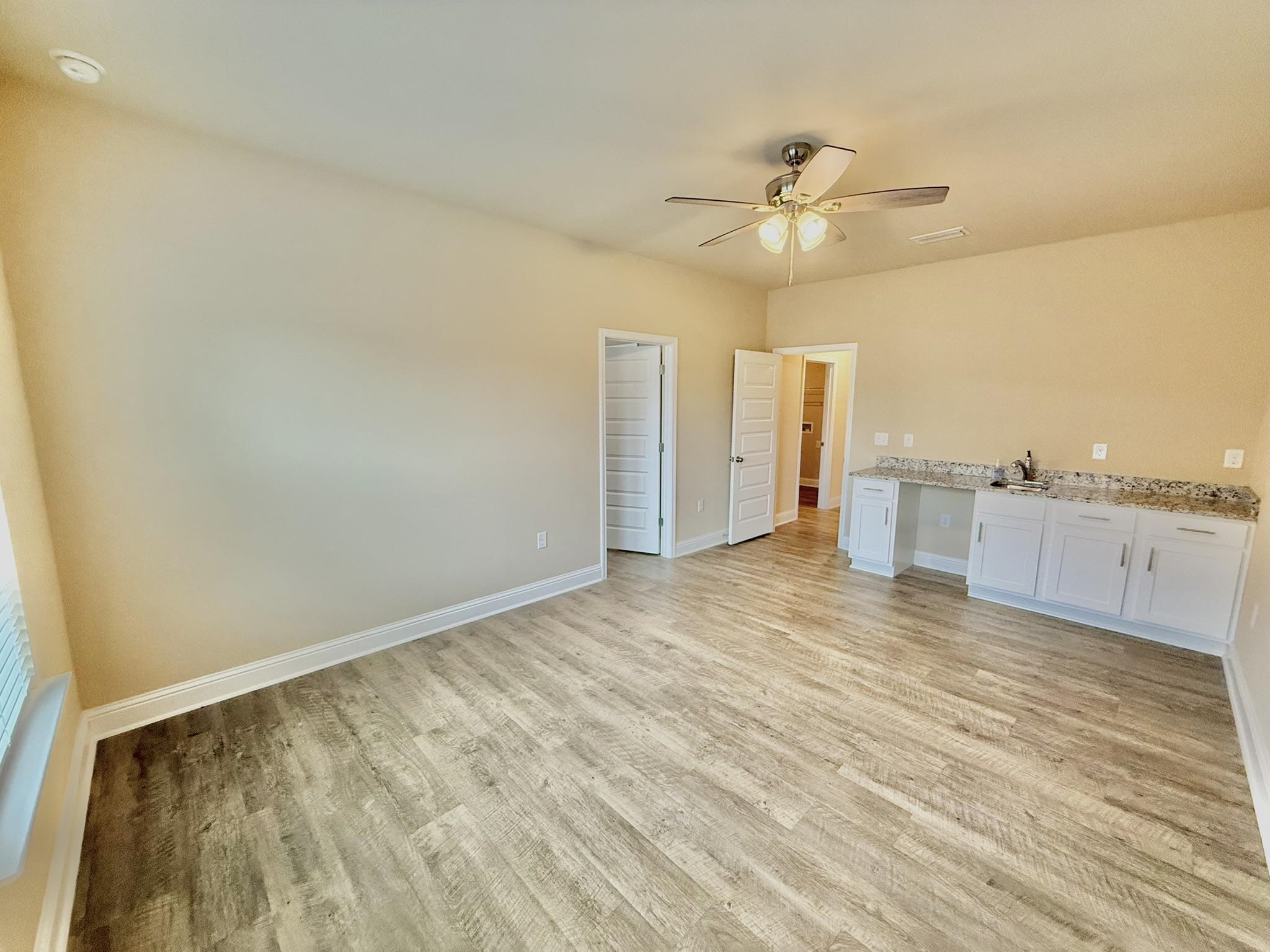 8648 Calverton Street Foley, AL 36535 - Photo 35 of 45 Sitting Room with Kitchenette