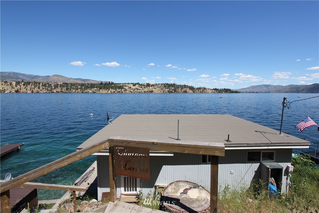 10686 South Lakeshore Road Chelan, WA 98816 - Photo 9 of 23 Gallery Image 9