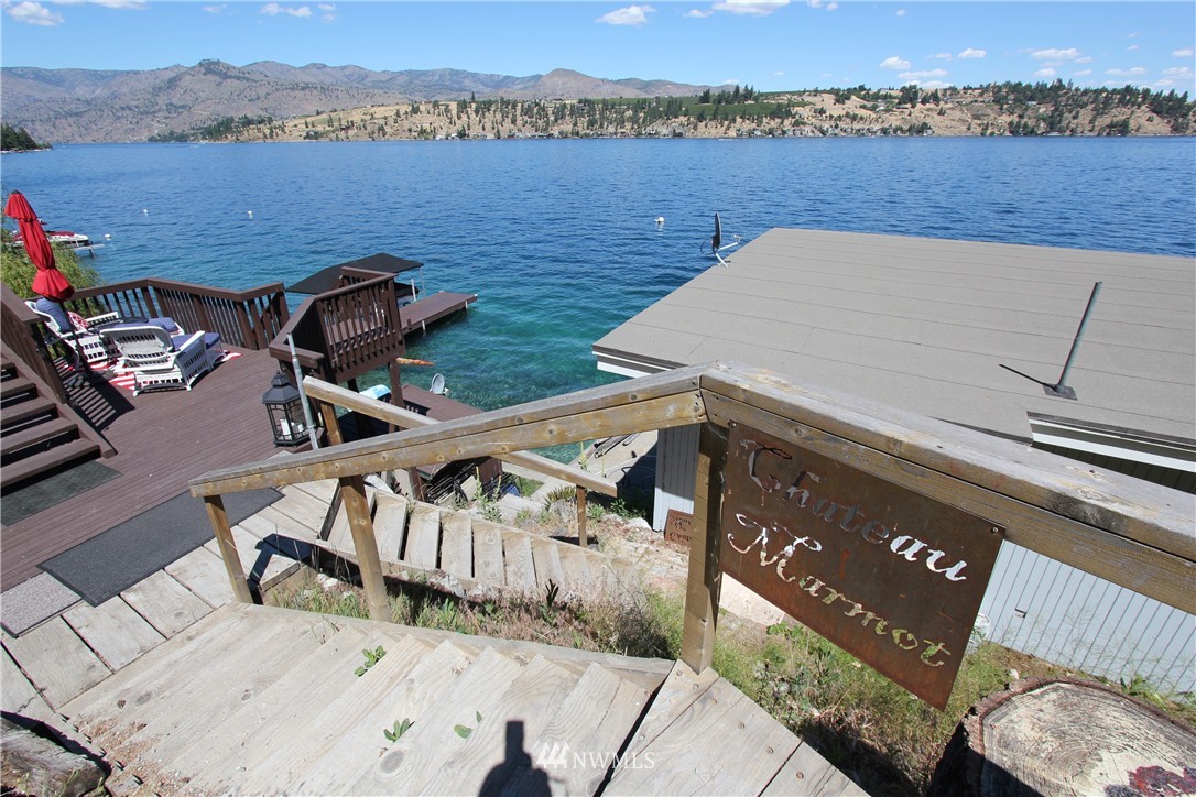10686 South Lakeshore Road Chelan, WA 98816 - Photo 10 of 23 Gallery Image 10