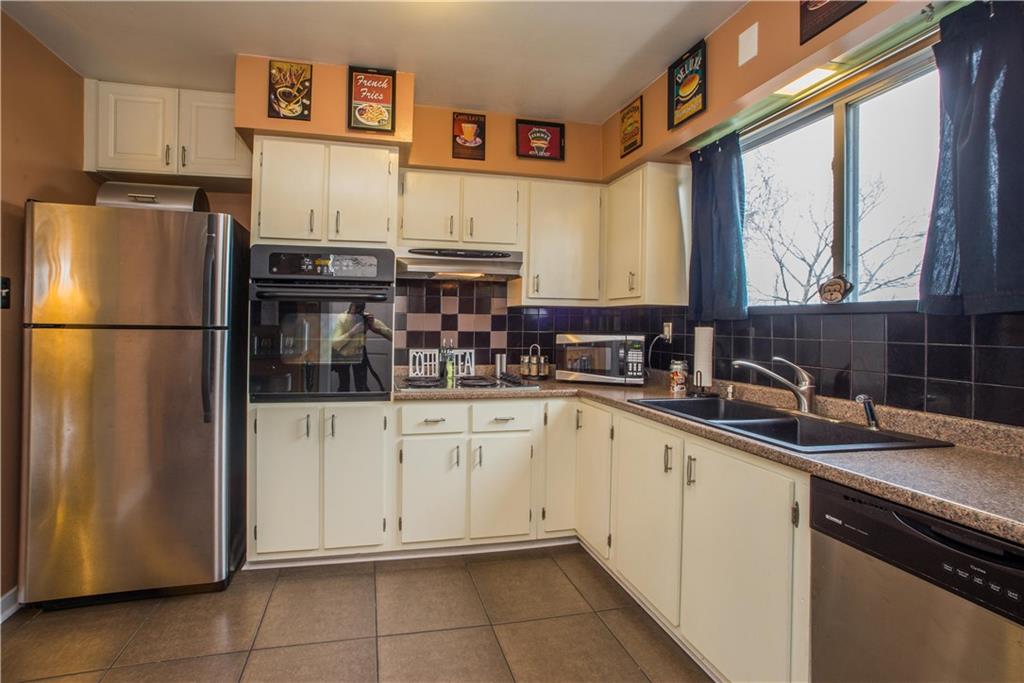 1461 Evelyn Road Baldwin, PA 15227 - Photo 9 of 25 Gallery Image 9