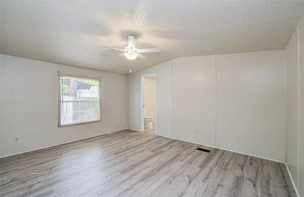 $1,400 | 13704 Lookout Court, Willis, TX 77318