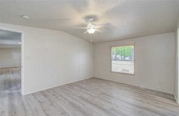 $1,250 | 13704 Lookout Court, Willis, TX 77318