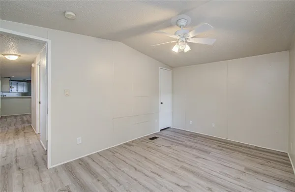 $1,400 | 13704 Lookout Court, Willis, TX 77318