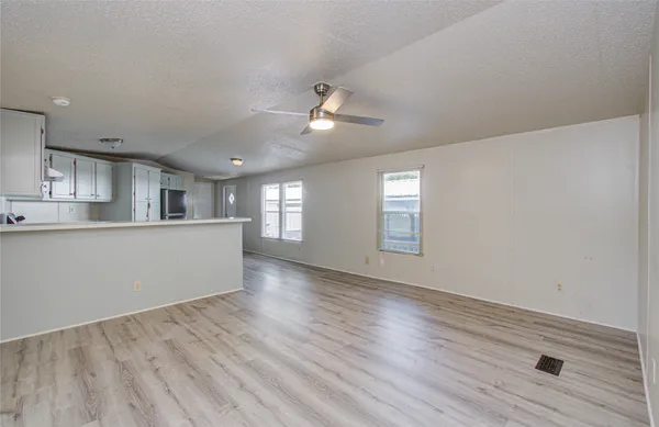 $1,400 | 13704 Lookout Court, Willis, TX 77318