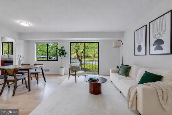 $325,000 | 10636 Montrose Avenue, Unit 101, Bethesda, MD 20814