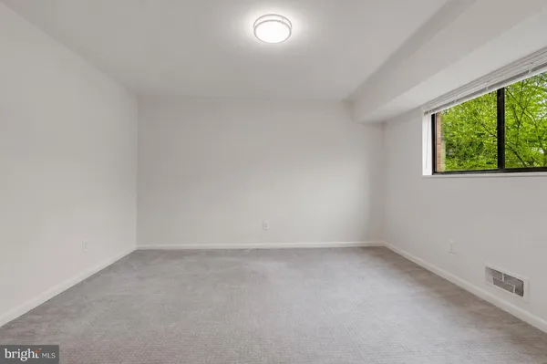 $325,000 | 10636 Montrose Avenue, Unit 101, Bethesda, MD 20814