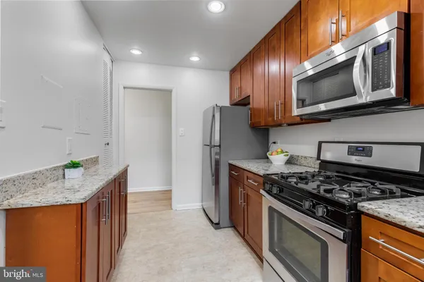 $325,000 | 10636 Montrose Avenue, Unit 101, Bethesda, MD 20814