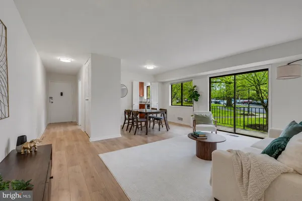 $325,000 | 10636 Montrose Avenue, Unit 101, Bethesda, MD 20814