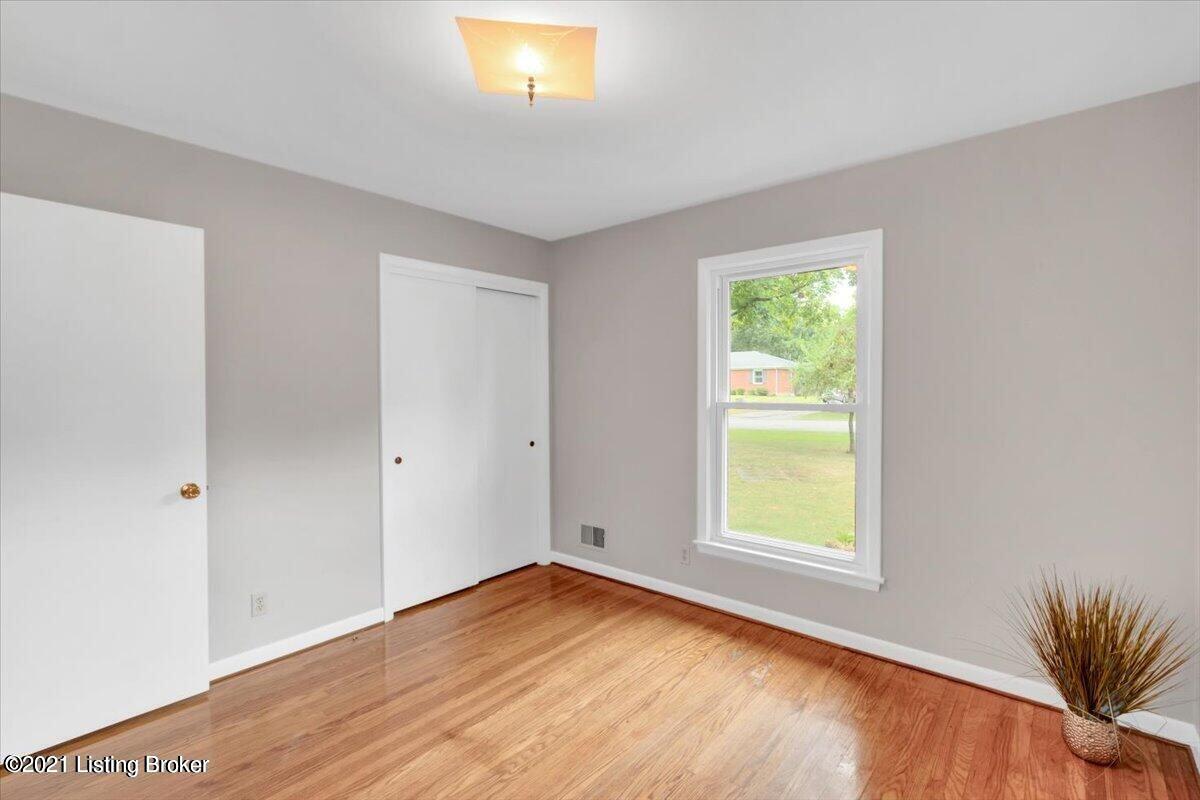 503 Indian Ridge Road Louisville, KY 40207 - Photo 20 of 31 20210827133505899699000000-o