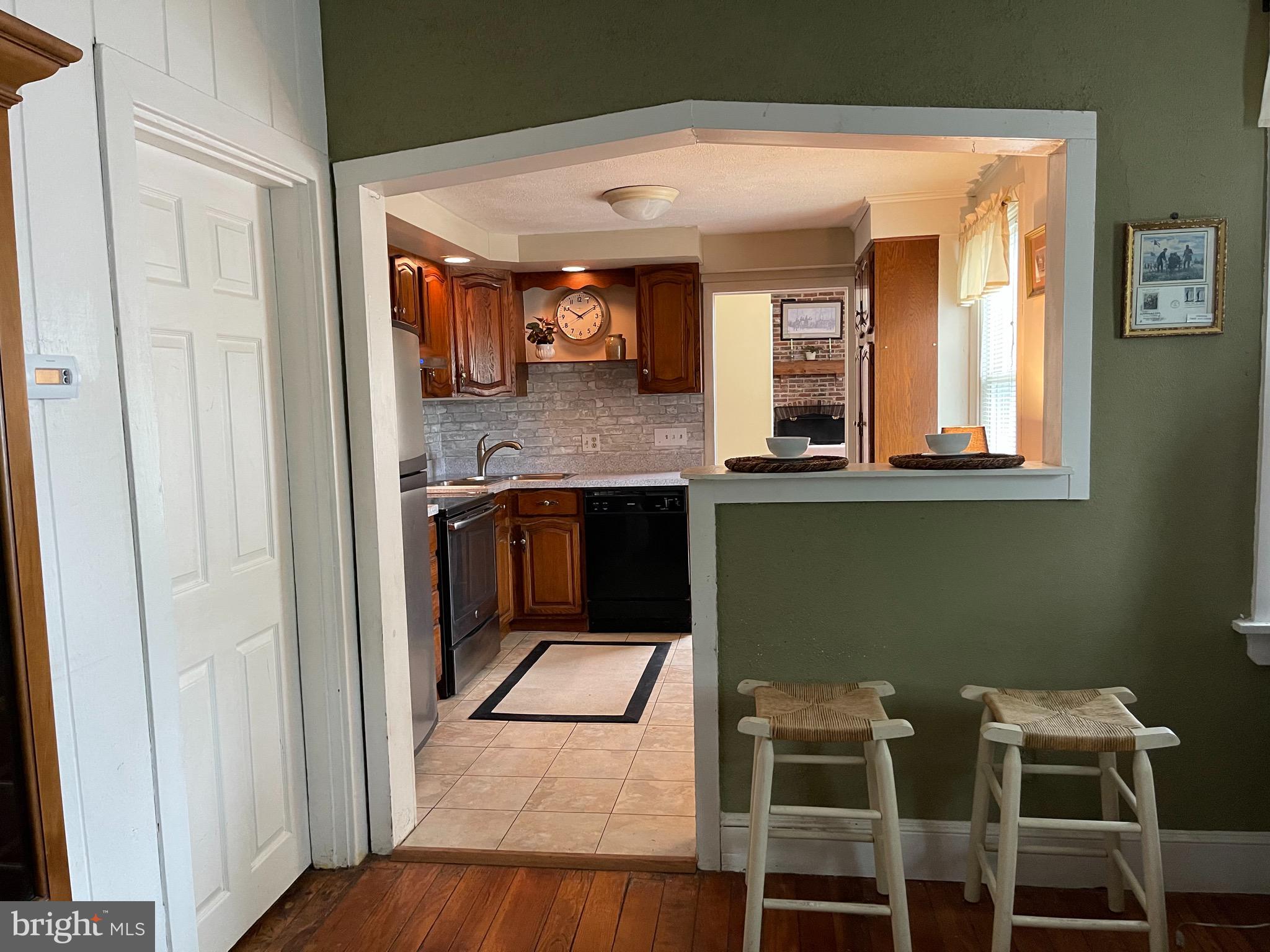 107 Sproul Road Malvern, PA 19355 - Photo 4 of 36