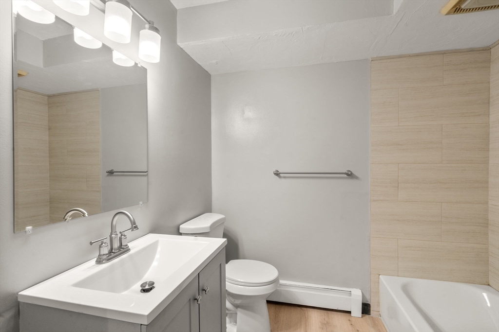166 F Street, Unit 1 Boston, MA 02127 - Photo 3 of 15