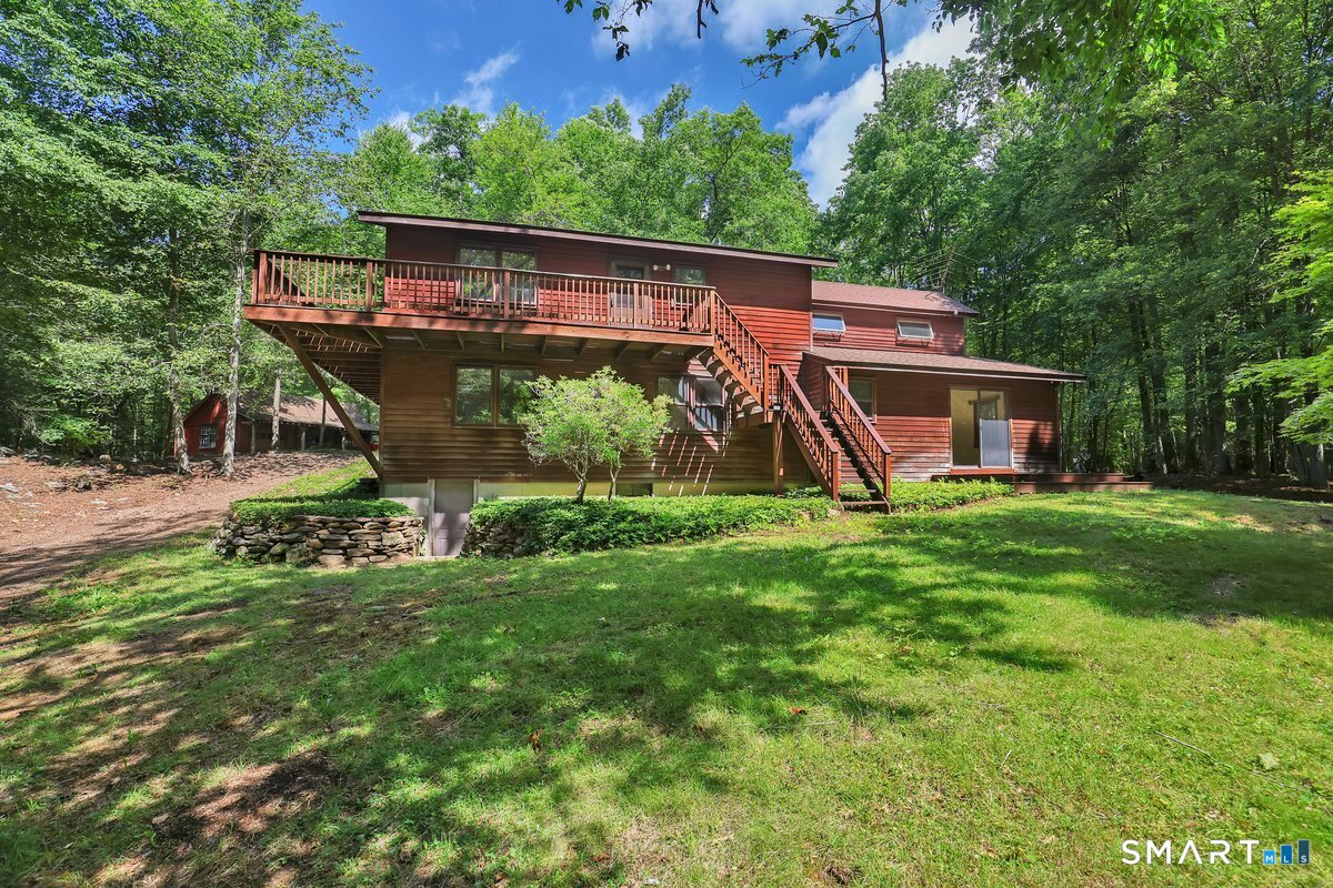 33 Quiet Woods Road East Hampton, CT 06424 - Photo 3 of 28