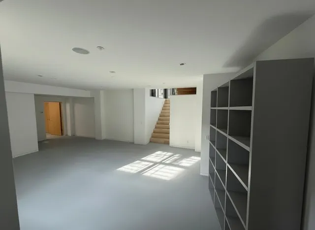 $7,688,880 | 4000 Manzana Lane, Palo Alto, CA 94306