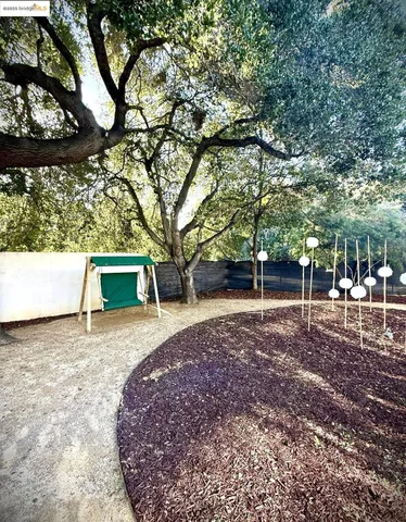 $8,888,888 | 4000 Manzana Lane, Palo Alto, CA 94306