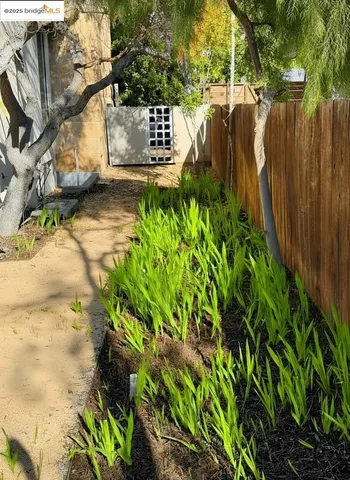 $7,688,880 | 4000 Manzana Lane, Palo Alto, CA 94306