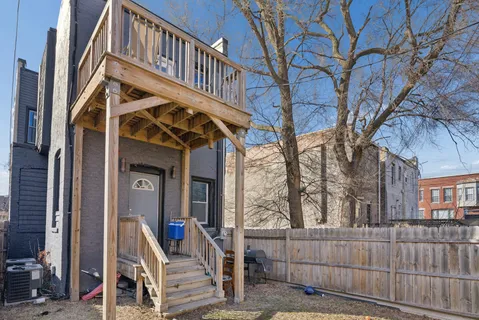 $399,995 | 4411 South Calumet Avenue, Chicago, IL 60653