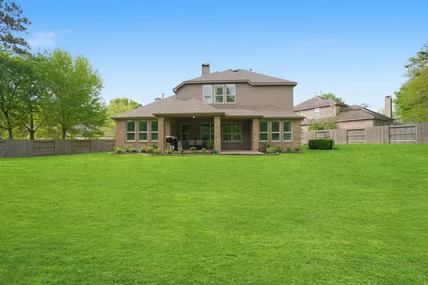 $635,000 | 131 Blacktail Place, Montgomery, TX 77316
