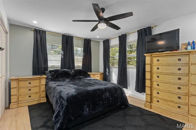 $264,900 | 1227 West Henry Street, Staunton, IL 62088