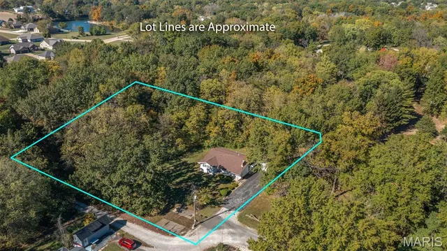 $264,900 | 1227 West Henry Street, Staunton, IL 62088