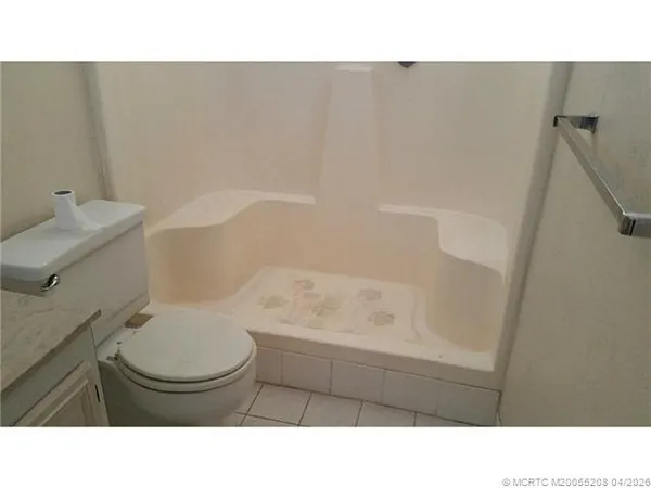$1,200 | 1510 Northeast 12th Terrace, Unit E13, Jensen Beach, FL 34957