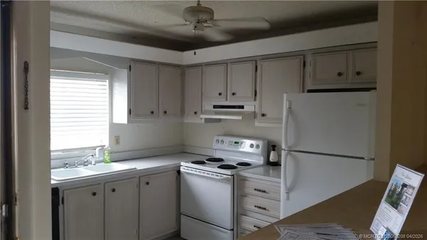 $1,200 | 1510 Northeast 12th Terrace, Unit E13, Jensen Beach, FL 34957