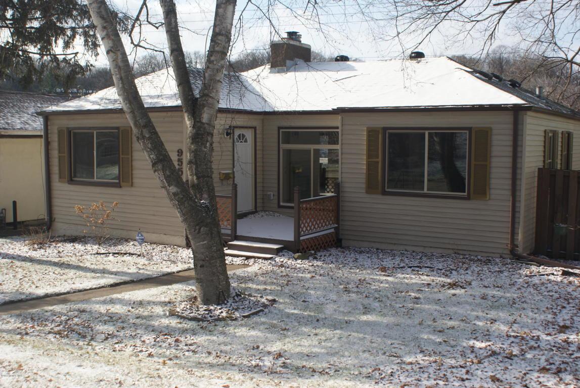 955 14th Avenue Southwest Rochester, MN 55902 - Photo 1 of 1