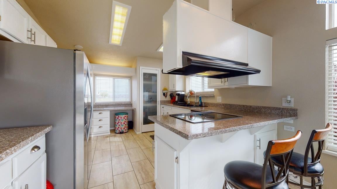 301 Galloway Road Pasco, WA 99301 - Photo 11 of 38 Gallery Image 11