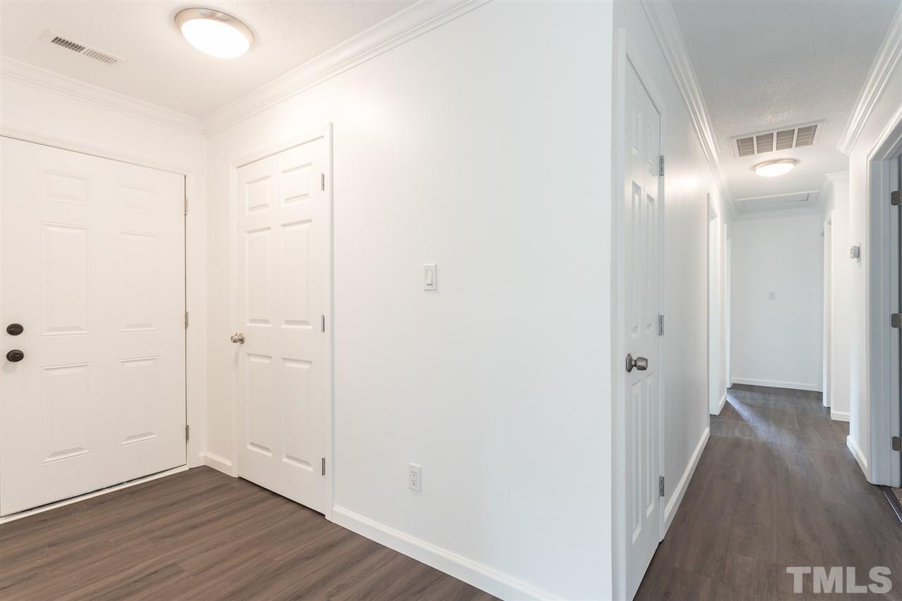 317 Omega Road Durham, NC 27712 - Photo 4 of 22 Gallery Image 4