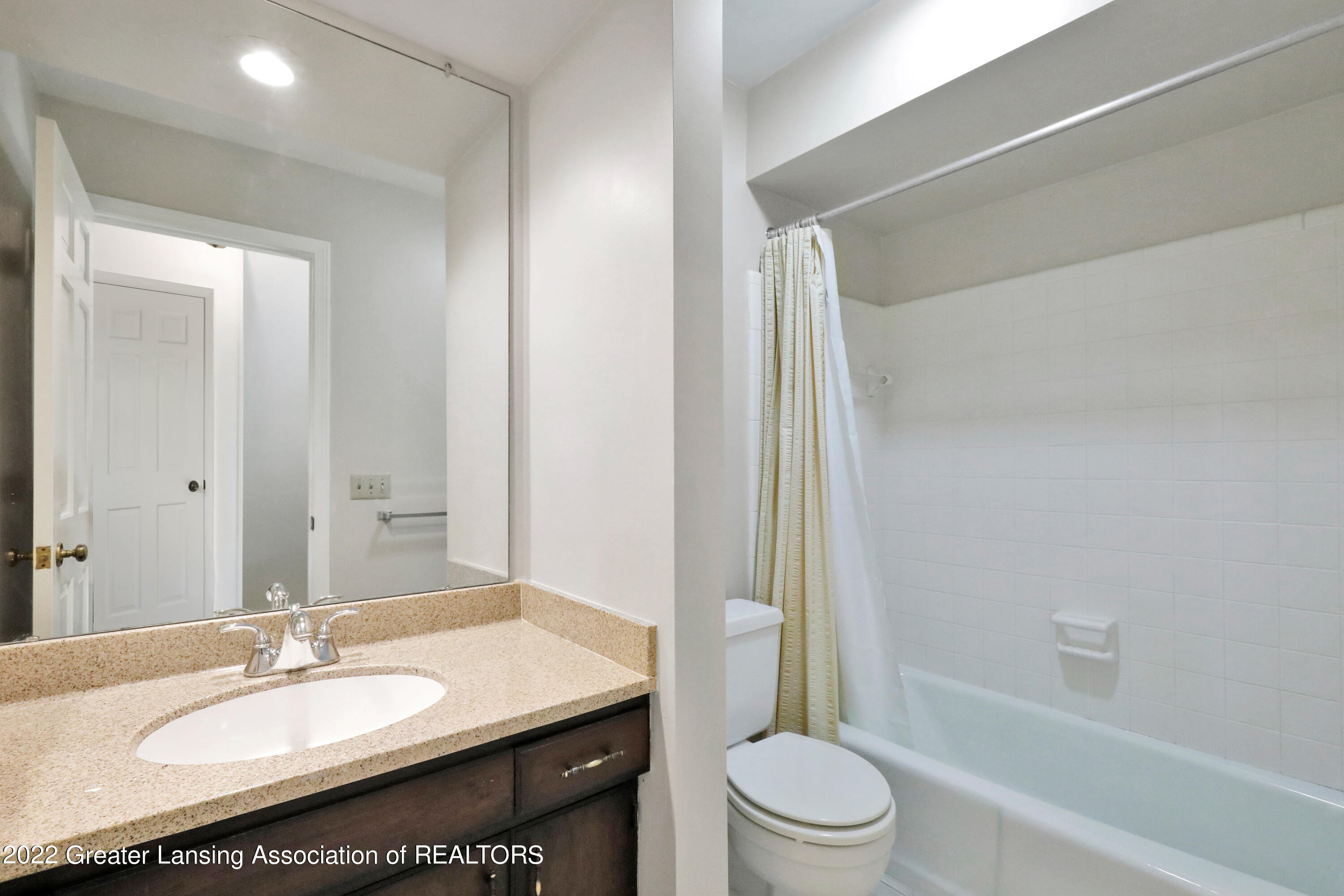 13163 Hitching Post Road Dewitt, MI 48820 - Photo 12 of 36 Bathroom