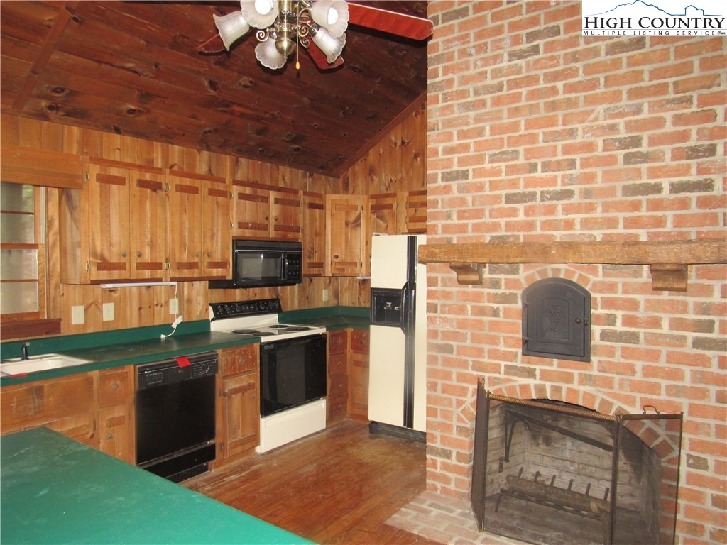 570 Homestead Road Todd, NC 28684 - Photo 8 of 49 Gallery Image 8