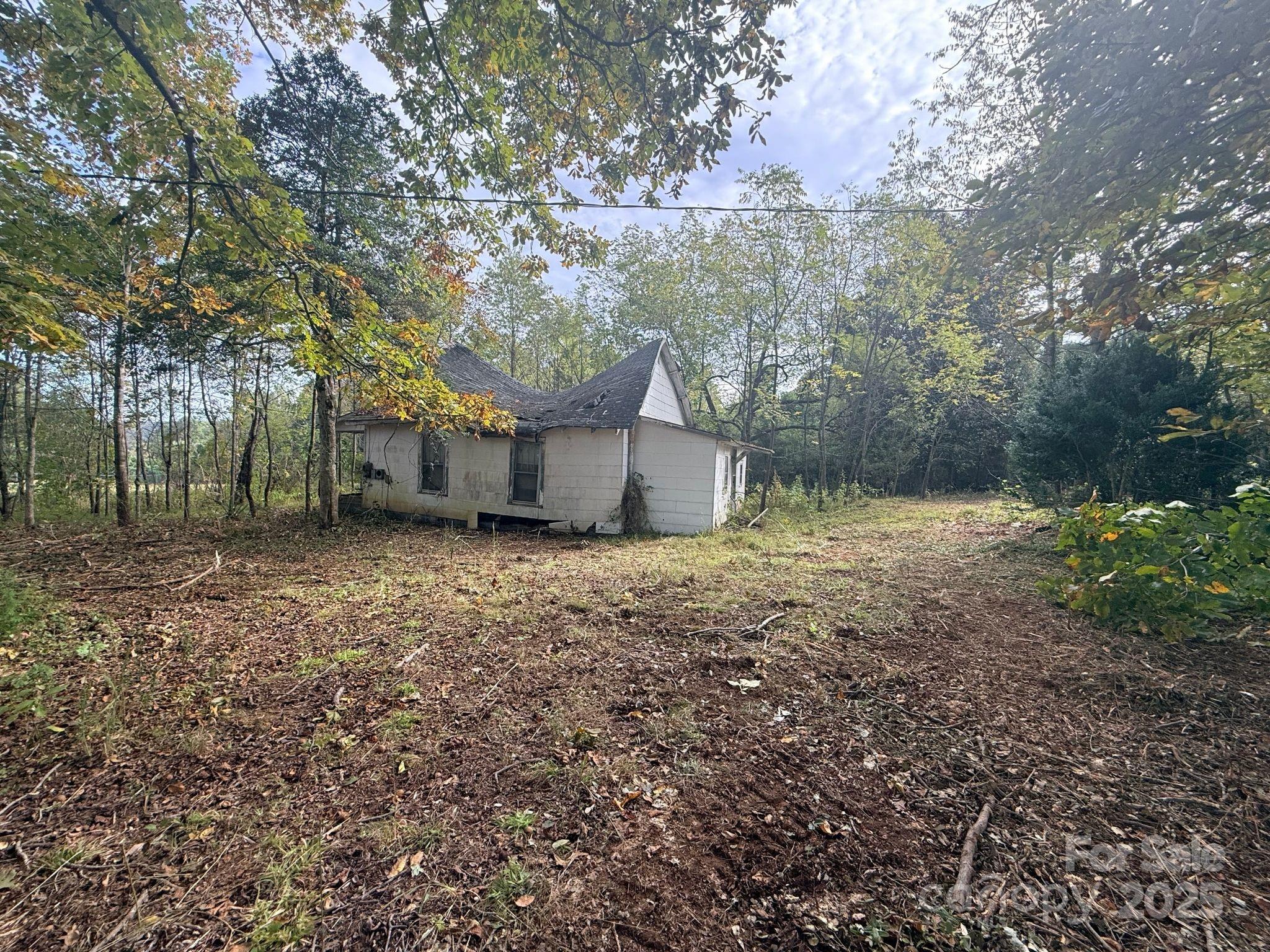 2048 Rader Circle Morganton, NC 28655 - Photo 4 of 7