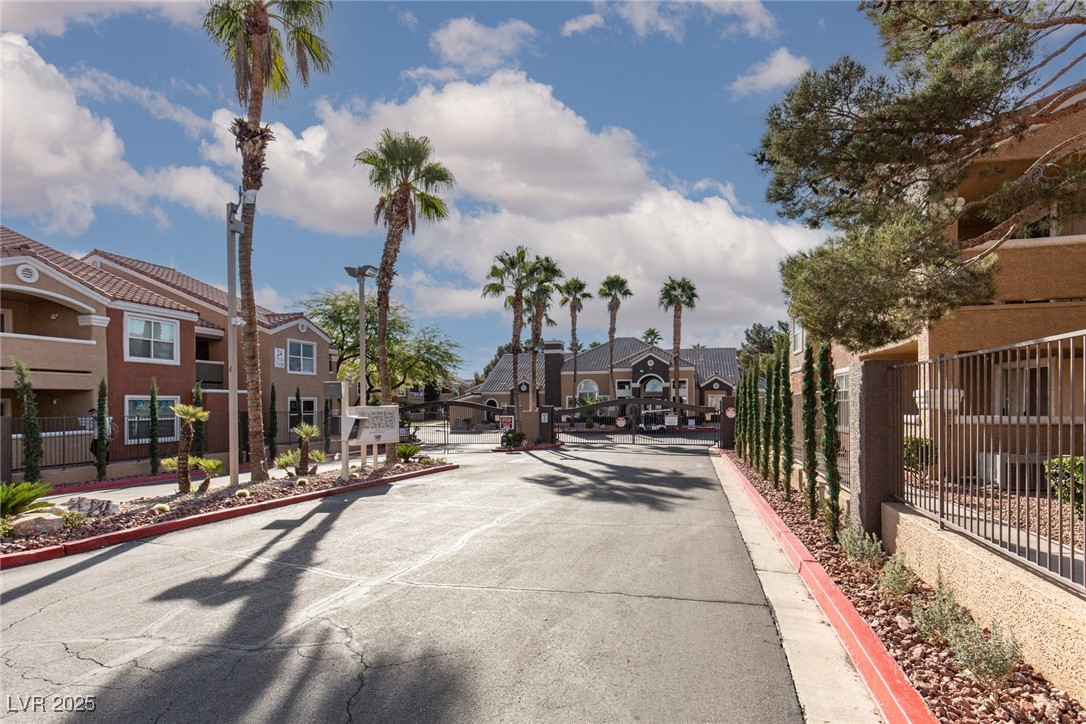 8101 West Flamingo Road, Unit 1044 Las Vegas, NV 89147 - Photo 2 of 40