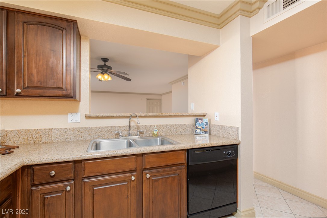 8101 West Flamingo Road, Unit 1044 Las Vegas, NV 89147 - Photo 4 of 40