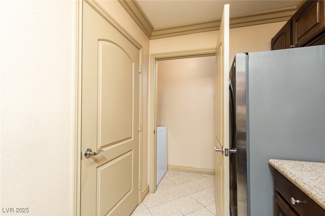 8101 West Flamingo Road, Unit 1044 Las Vegas, NV 89147 - Photo 10 of 40 Kitchen/Laundry Room