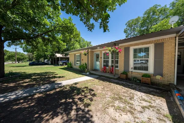 $185,000 | 414 West Roberts Street, Gorman, TX 76454