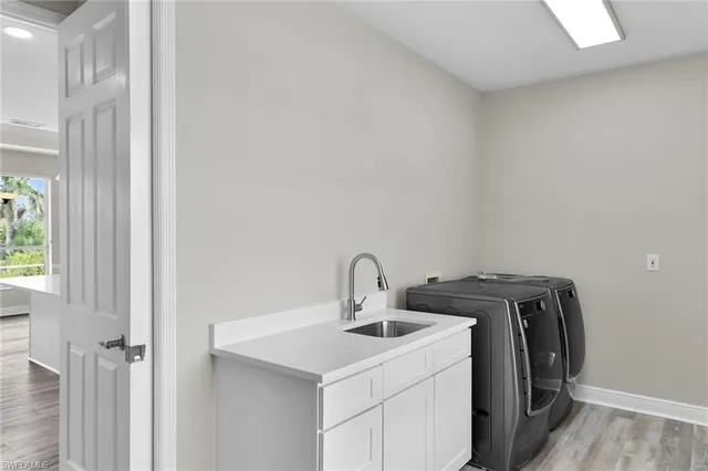 $1,250,000 | 4975 Mederia Lane, Estero, FL 33928