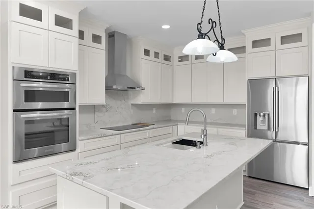 $1,250,000 | 4975 Mederia Lane, Estero, FL 33928