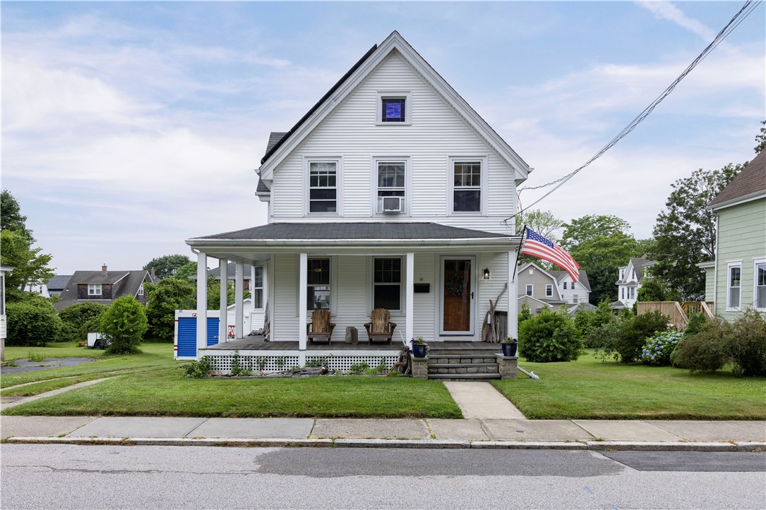 39 Chester Avenue Westerly, RI 02891 - Photo 1 of 31 Gallery Image 1
