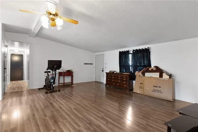 $100,000 | 511 South Main Street, La Monte, MO 65337