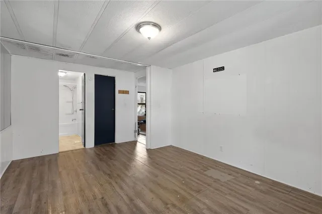 $100,000 | 511 South Main Street, La Monte, MO 65337