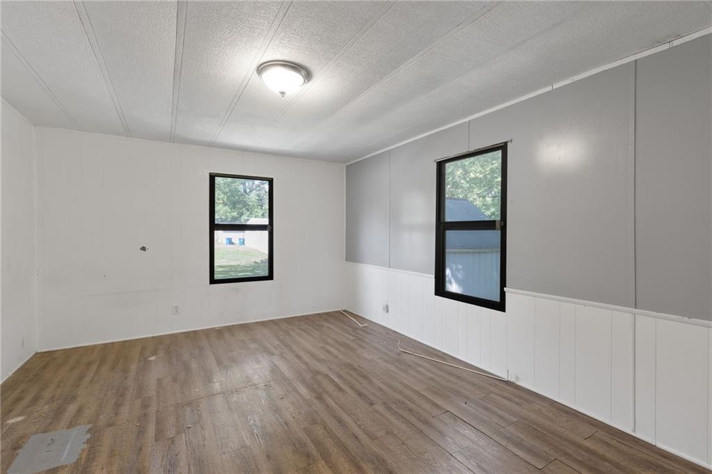 511 South Main Street La Monte, MO 65337 - Photo 26 of 35