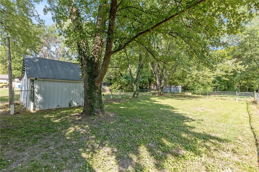 511 South Main Street La Monte, MO 65337 - Photo 27 of 35