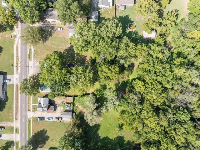 $100,000 | 511 South Main Street, La Monte, MO 65337