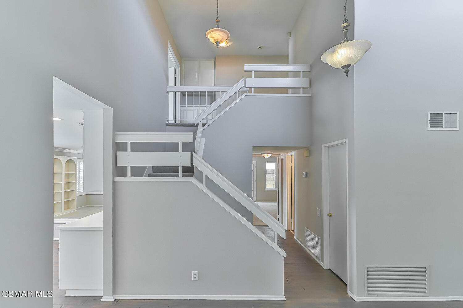12523 Spring Creek Road Moorpark, CA 93021 - Photo 22 of 40 a view of entryway and hall with a front door