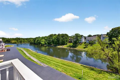 $319,000 | 332 Waterside Drive, Wildwood, MO 63040