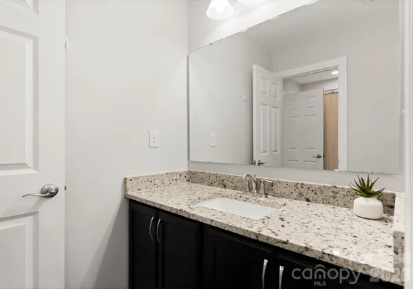 $1,000,000 | 13701 Petworth Court, Charlotte, NC 28278