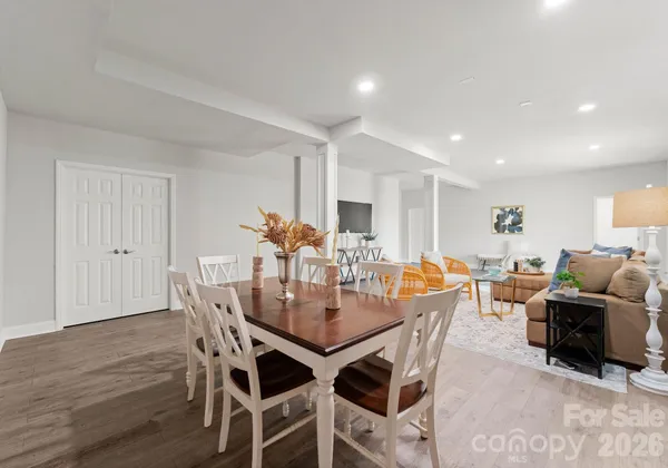 $1,000,000 | 13701 Petworth Court, Charlotte, NC 28278