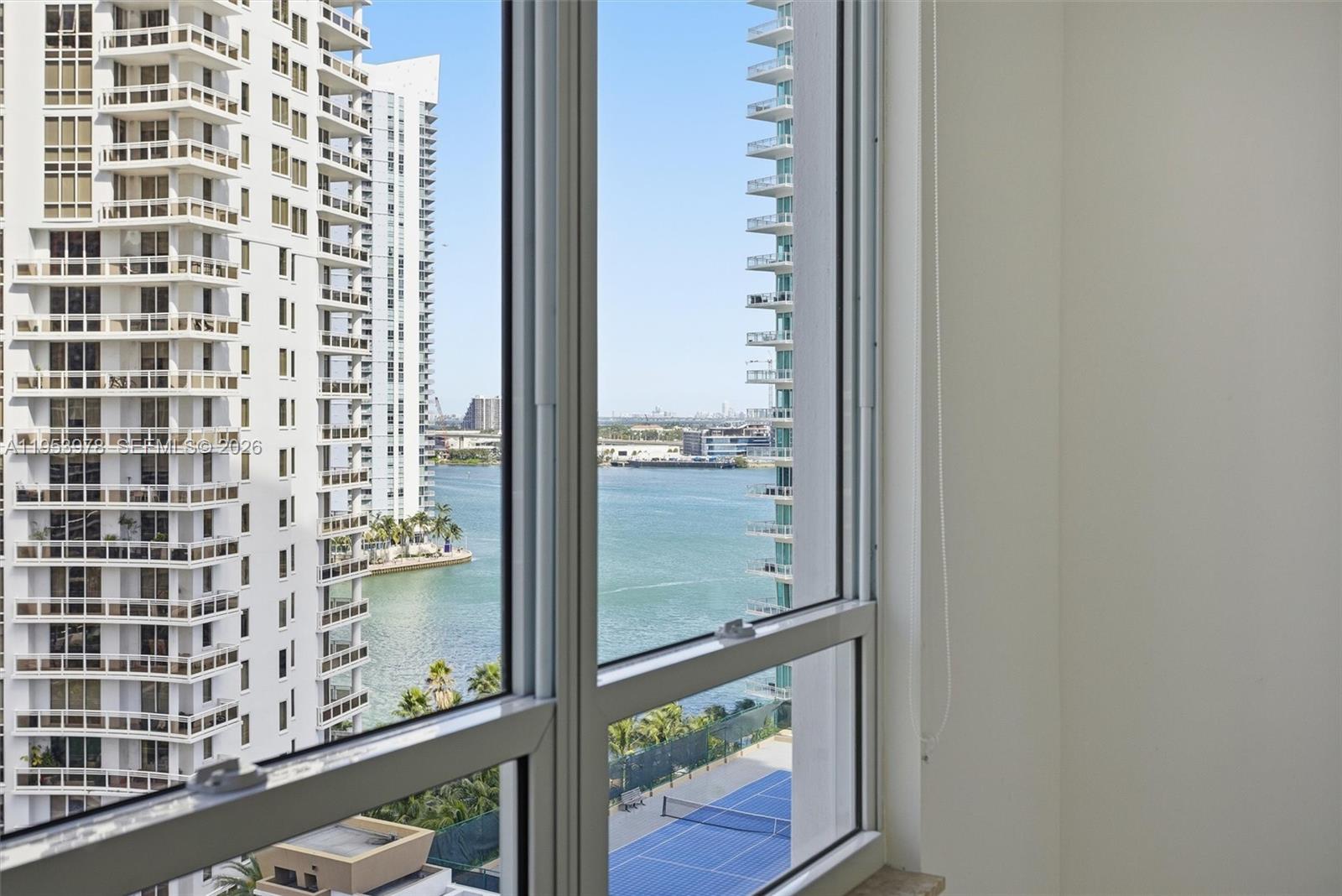 801 Brickell Key Boulevard, Unit 1404 Miami, FL 33131 - Photo 27 of 44