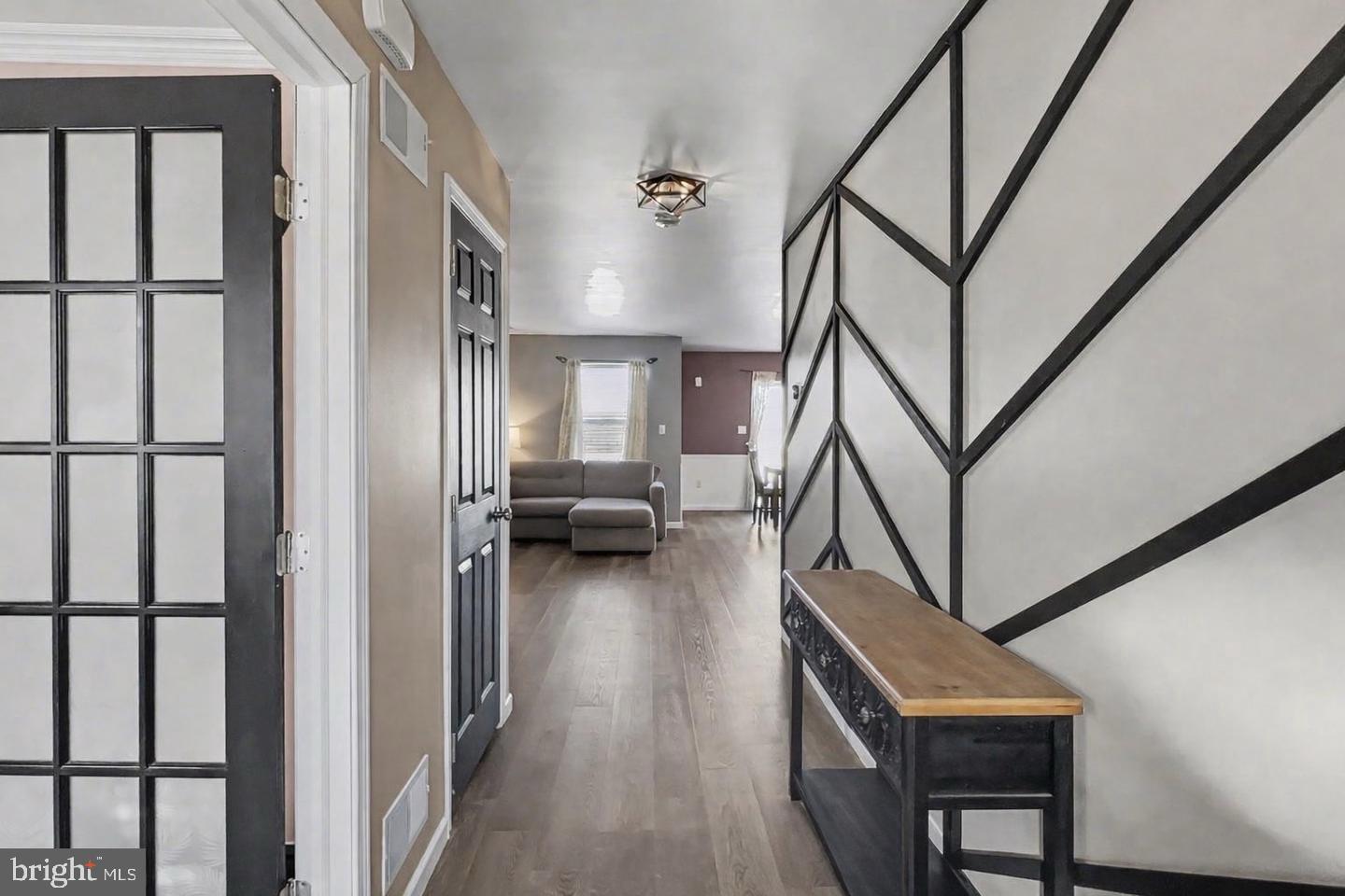 10 Coriander Lane Manchester, PA 17345 - Photo 3 of 25 a living room with furniture and a wooden floor