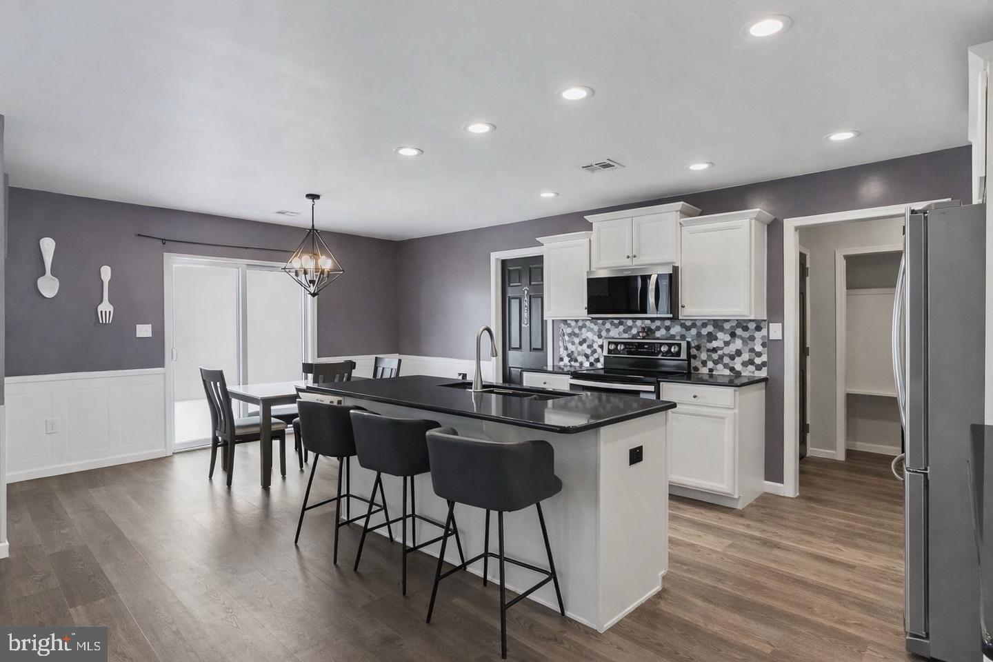 10 Coriander Lane Manchester, PA 17345 - Photo 6 of 25 a kitchen with a table and chairs in it